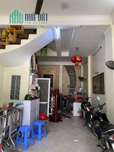 Hiếm Nhà Vỉa Hè, Ô TÔ tránh, KINH DOANH, VIEW chung cư, 6 tầng, 40m2 giá 10 tỷ 2