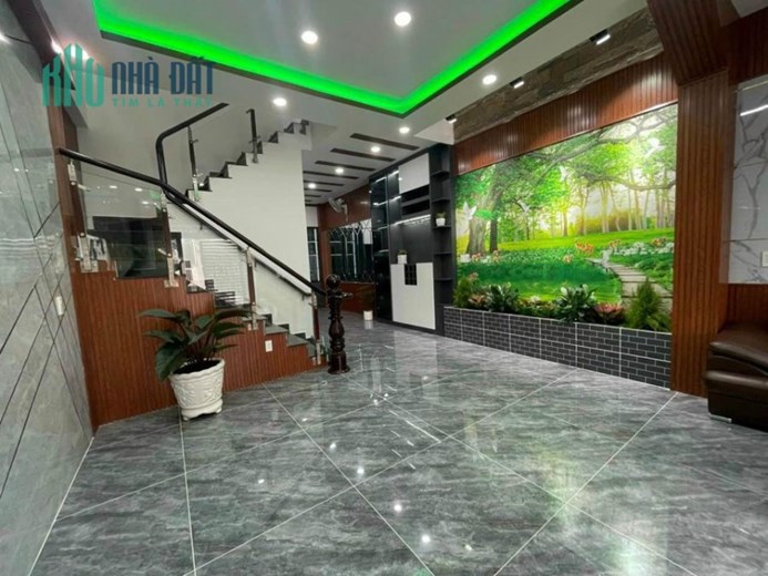 Nhà Ngang 5m - 3 tầng Lý Phục Man - Giá 9,6Tỷ - Trung Tâm Quận 7