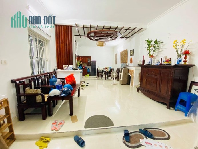HƠN 6 TỶSỞ HỮU NGAY  NHÀ ĐẸP PHỐ HOÀNG HOA THÁM, BA ĐÌNH, GẦN PHỐ, Ô TÔ ĐỖ GẦN, TƯƠNG LAI MẶT PHỐ