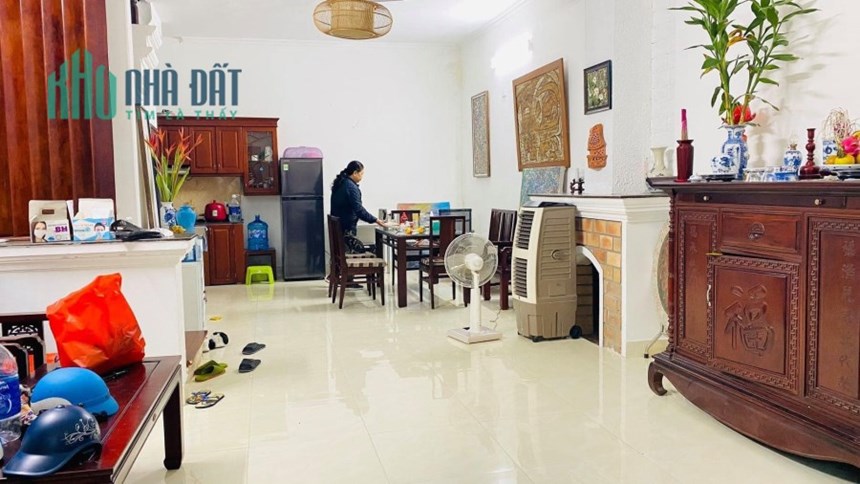 HƠN 6 TỶSỞ HỮU NGAY  NHÀ ĐẸP PHỐ HOÀNG HOA THÁM, BA ĐÌNH, GẦN PHỐ, Ô TÔ ĐỖ GẦN, TƯƠNG LAI MẶT PHỐ