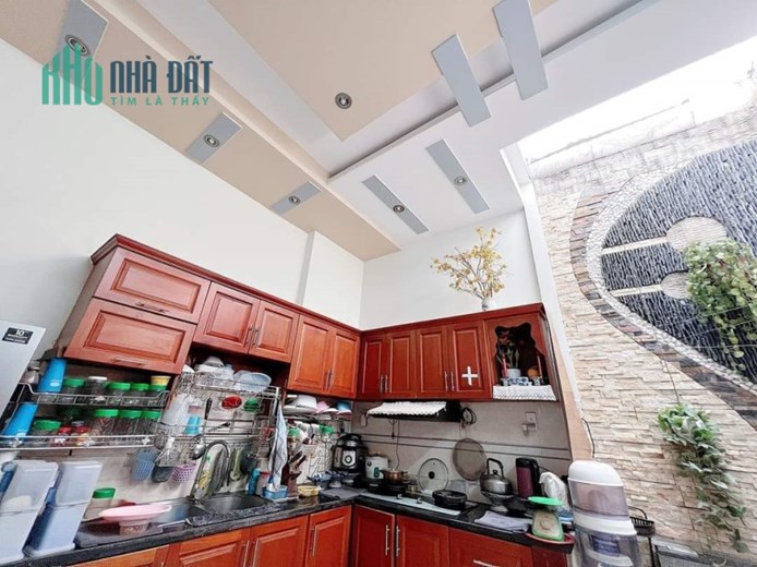 Nhà đẹp giá tốt LÊ VĂN QUỚI – BÌNH TÂN dt 60m2 nhỉnh 5 tỷ.