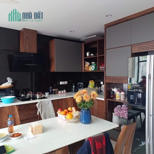 Siêu Hiếm!Bán nhà Trung Kính Phân Lô-Kinh Doanh-2Thoáng-Vỉa Hè-ÔTÔ46m2-12tỷ(thương lượng)