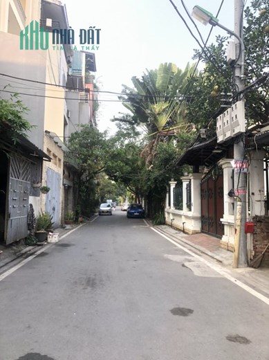 Bán đất Tư Đình, Gần phố, ô tô tránh, 175 m2, MT 7 m, chỉ 17  tỷ.