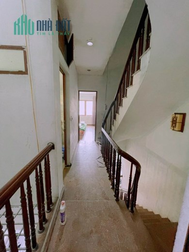 Bán nhà Thái Thịnh 62m2 ,9 phòng cho thuê,dòng tiền 40t/ Tháng,giá 6 tỷ2