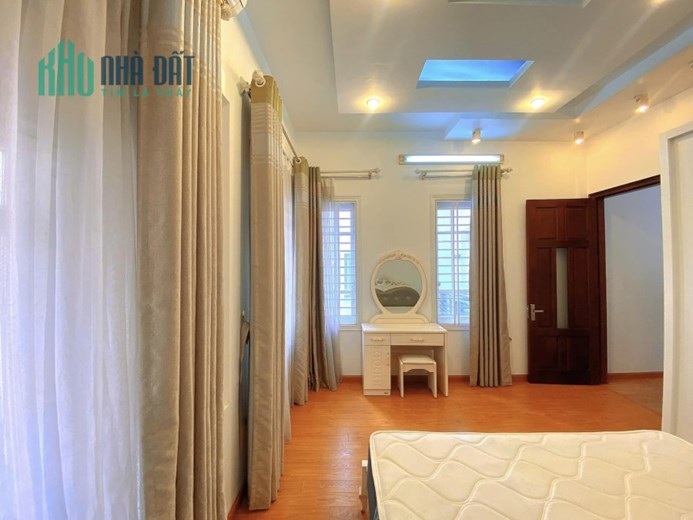 Phân lô, vỉa hè, ô tô tránh, thông số vàng, mặt tiền lý tưởng Vĩnh Phúc Ba Đình, 72X4T, 21.5 tỷ.