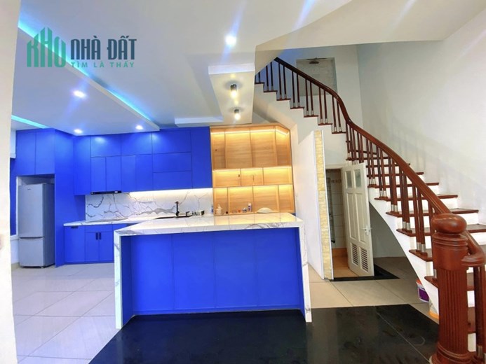 Phân lô, vỉa hè, ô tô tránh, thông số vàng, mặt tiền lý tưởng Vĩnh Phúc Ba Đình, 72X4T, 21.5 tỷ.