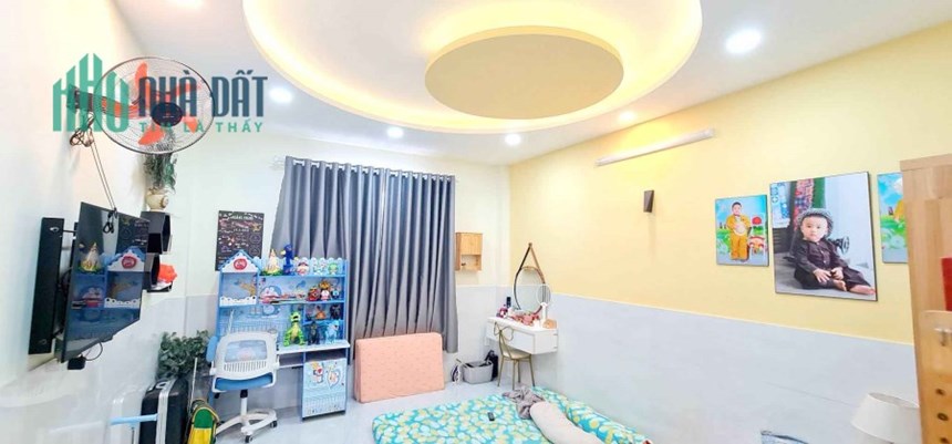 BÁN NHÀ KHU VIP LINH TÂY, NGÃ 5 THỦ ĐỨC, 4T, 70M2_4X17M CỰC KỲ AN NINH CHỈ 5.X TỶ, MỚI Ở NGAY
