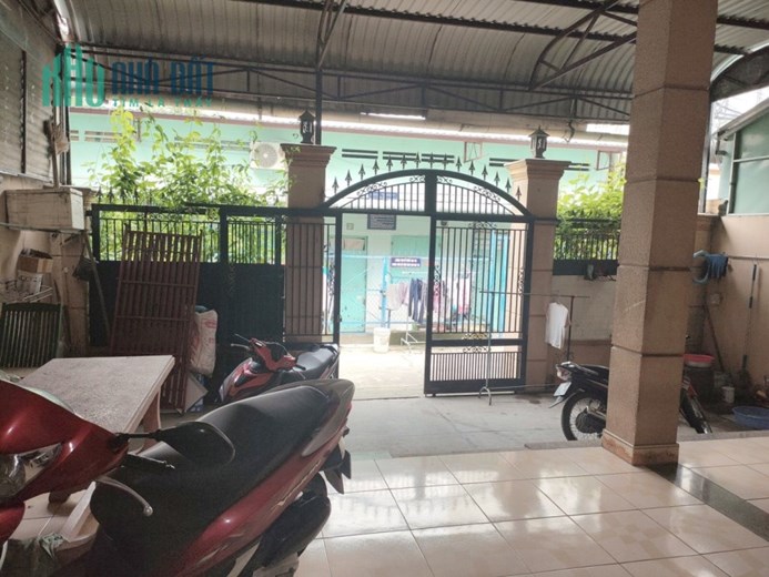 NHÀ HẺM Ô TÔ – 140M2 – NGAY CHỢ ĐÊM MAN THIỆN Q9 – CHỈ 6 TỶ 700