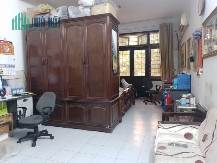 Cho thuê nhà nguyên căn Huỳnh Thúc Kháng 50m2, 5T, 7P, 26TR/T, Đống Đa.