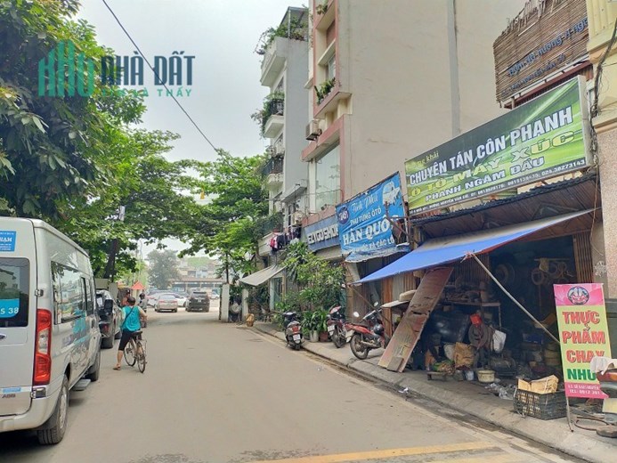 Bán nhà phố Nguyễn Văn Cừ Long Biên chỉ 10,5 tỷ với diện tích 65 m2 oto chánh nhau