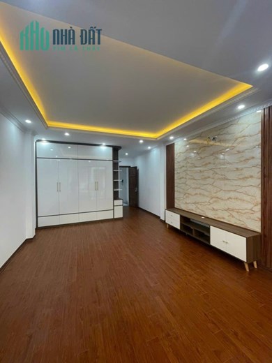 Chính chủ cần bán nhà phân lô quân đội ngõ Hoàng Quốc Việt dt 48 m2 x 6 t thang máy giá 13 tỷ