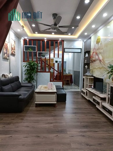 Phân lô Hoàng Đạo Thành 35Mx4T Ô tô đỗ cổng, ở ngay. Giá 3.8 tỷ