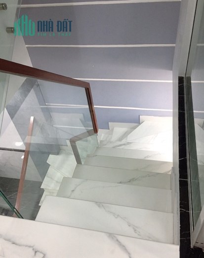 Gấp  bán nhà Đường 30 Nguyễn Duy Trinh, Q.2, shr, lô góc, 4 Tầng, 85m2, ngang khủng 8m, 6.5 Tỷ