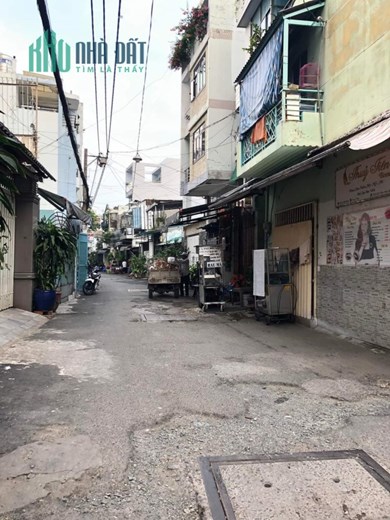 HẺM XE HƠI VI VU THÔNG HOÀNG SA - Giảm mạnh 1 tỷ - dòng tiền 9 triệu mỗi tháng