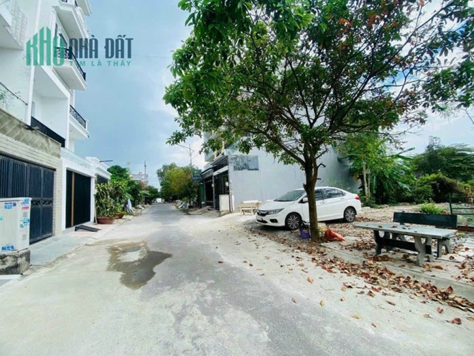 BÁN LÔ ĐẤT KDC NAM KHANG, P.LONG TRƯỜNG, Q9, 56M2 (4X14), ĐƯỜNG 8M. GIÁ BÁN 3.15 TỶ