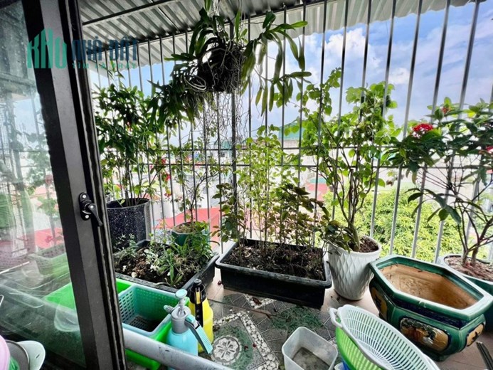 Bán căn hộ gần nhà hát lớn, Hồng Hà, Hoàn Kiếm 90m2 giá 2,75 tỷ.