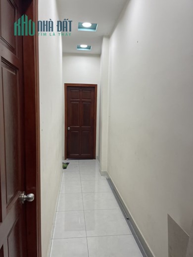 Cho Thuê Phòng Trọ Kèm Máy Lạnh Mặt Tiền Đường Hồ Văn Long, Phường Bình Hưng Hòa B