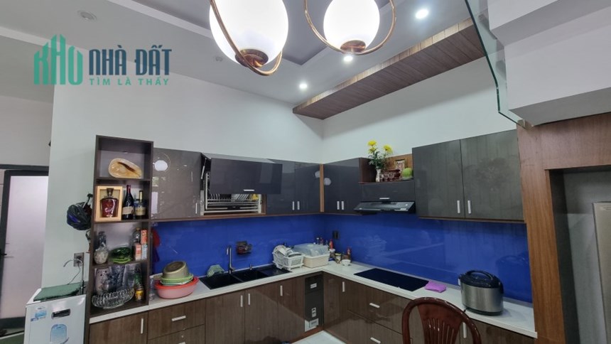 Cần bán nhà 3 tầng dt 107,5m2 ngang 5m đường bàu mạc, liên chiểu, Đà Nẵng