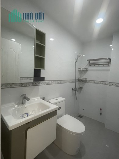 Bán nhà Q5 - đường Đỗ Ngọc Thạnh