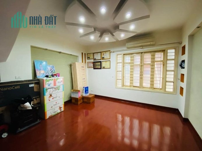 BÁN NHÀ CHÍNH CHỦ ĐEP Ở PHỐ CHÙA LÁNG ĐỐNG ĐA 46M2, 5 TẦNG, CẠNH PHỐ, DÂN XÂY chỉ hơn 4 tỷ