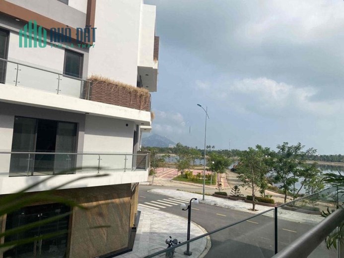 CHO THUÊ MẶT BẰNG KINH DOANH 75M2 HACOM TP P.RANG