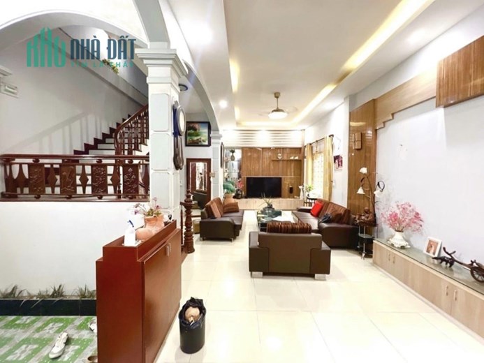 BÁN NHÀ CHÍNH CHỦ CẦU GIẤY TÀI CHÍNH 7 TỶ 60M2 5 TẦNG NGÕ THÔNG THOÁNG CẠNH PHỐ, TẶNG NỘI THẤT VIP