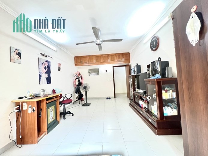 BÁN NHÀ TẬP THỂ PHƯƠNG MAI MẶT PHỐ 121M2 2 TẦNG - SỔ HOA HẬU, DÒNG TIỀN, LH 0966037496