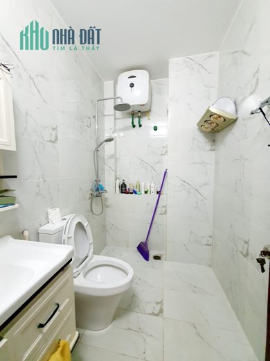 NHÀ DÂN XÂY, 5 TẦNG, NGUYỄN KHANG, CẦU GIẤY, RẤT GẦN Ô TÔ, 50M2, MT 3.9M, GIÁ CHỈ 6,6 TỶ.