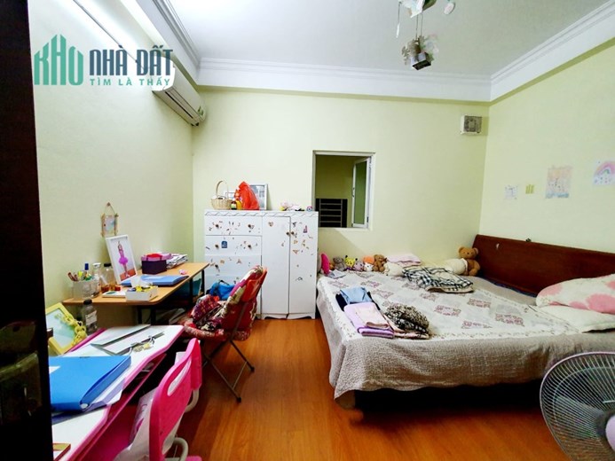 NHÀ NGUYỄN KHANG, TRUNG TÂM CẦU GIẤY, RẤT GẦN Ô TÔ, 50M2, MT 3.9M, GIÁ CHỈ 6,6 TỶ.