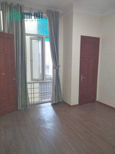 Bán nhà HOT Trần Khát Chân 80m x 3 tầng, DIỆN TÍCH RỘNG-GIÁ RẺ, giá chỉ 4 tỉ