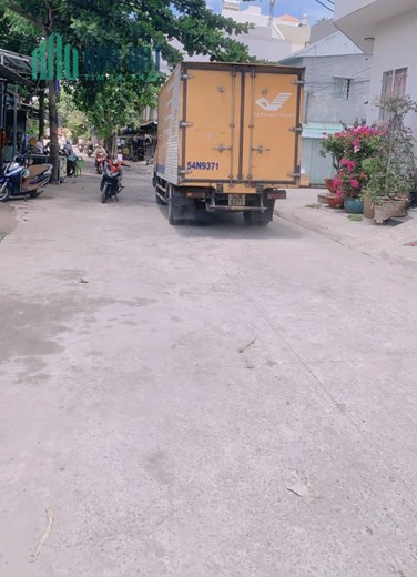 Bán đất hẻm xe tải tránh, tặng GPXD 6 lầu,171.8m2 , Huỳnh Tần Phát, P.Phú Thuận, Q7 Tp Hồ Chí Minh