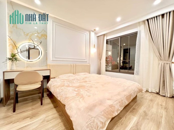 Bán  nhà gần đại học Thương Mại, 70m2 nhỉnh tỉ
