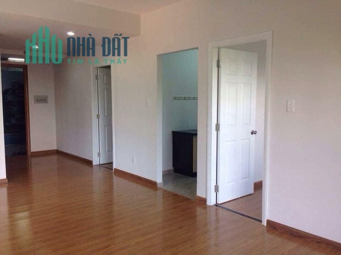 Bán ehome3 64m2 , có banlcon siêu đẹp , sổ hồng vĩnh viễn