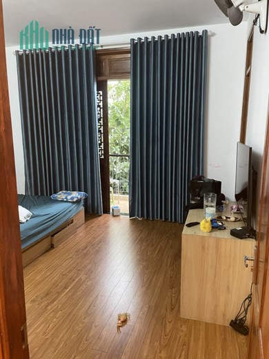 Bán nhà Mặt tiền đường 2/9, Quận Hải Châu. Nhà 3 tầng, DT 159 m2. Đường 13 m. Gần Sông Hàn. Chỉ