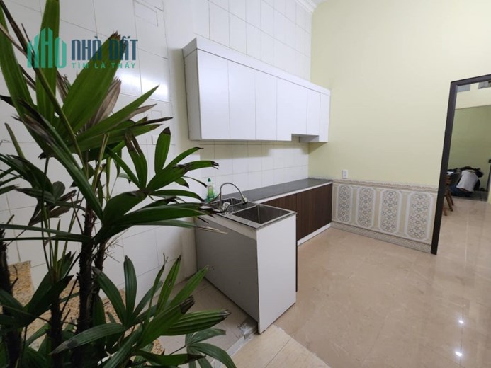 Bán nhà Mặt ngõ chợ Bạch Mai Tô Hoàng Bách Khoa 40m 4T nhỉnh 4 tỷ ô tô đỗ cửa thuê 30tr/th