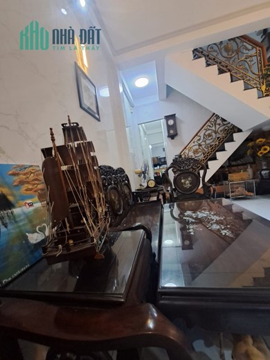 chính chủ trang bìa, MT đường số, 85m2, 3 tầng Tân Quy Quận 7, 12.x tỷ
