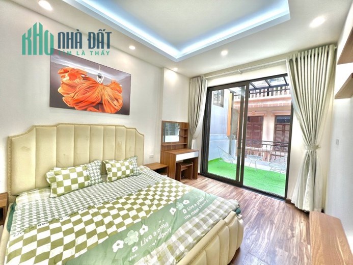 Bán nhà ngõ 378 Thụy Khuê, Tây Hồ - 40m2 x 5 tầng – 4 tỷ 2 (0976.357.760).