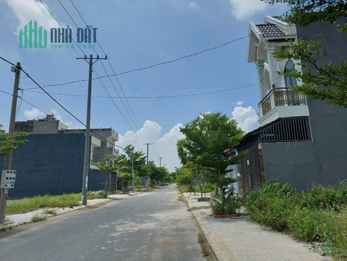 Nhà bán khu dân cư Mỹ Hạnh Nam Đức Hòa Long An giá rẻ