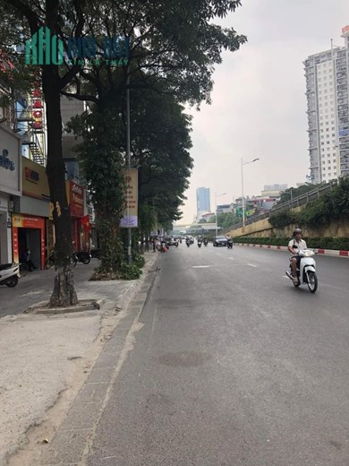 BÁN ĐẤT MẶT PHỐ CẦU GIẤY MẢNH ĐẤT VÀNG 980M /1250M ,