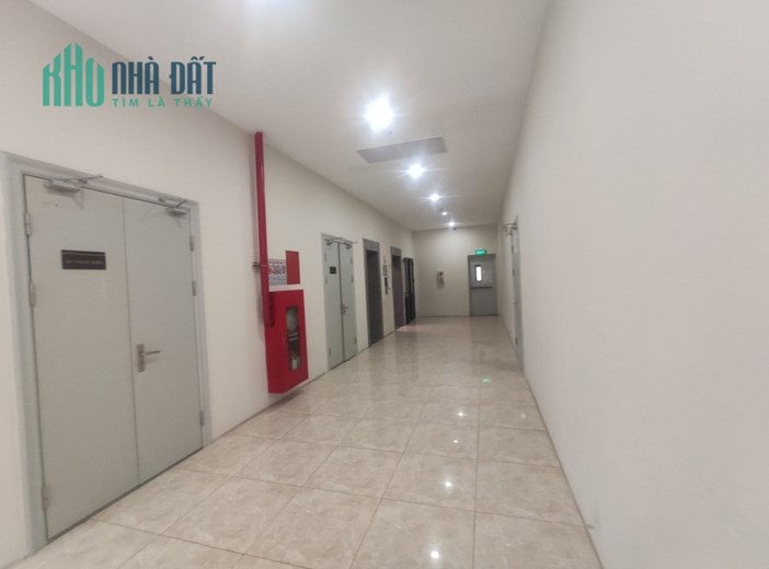 Bán căn chung cư 53m2 giá 1,64 tỷ dọn vào ở ngay.