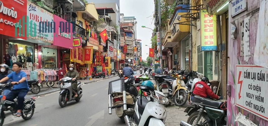 Bán Nhà Phố Lê Lợi Hà Đông, KD Sầm Uất - vỉa hè -  62m2, 5 tầng, Mt 5.2m - giá 16tỷ