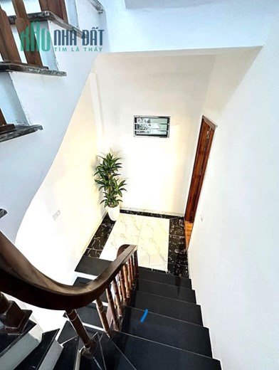 Bán nhà Khương Trung_10m là PHỐ_LÔ GÓC__32m*5T, MT 3.6m Lh0969356066