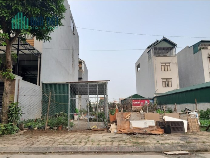Đất kinh doanh tại Trâu Quỳ, Gia Lâm, Hà Nội. 222m2, mt 30m, đường 8m. Full thổ cư. Lh 0989894845.