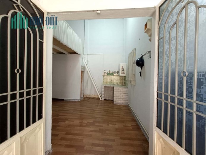 Nhà Dĩ An giá rẻ, 1 trệt, 1 lững, dòng tiền 3tr/tháng, đường ba gác. Dtsd: 36m2, giá chỉ 700 triệu.