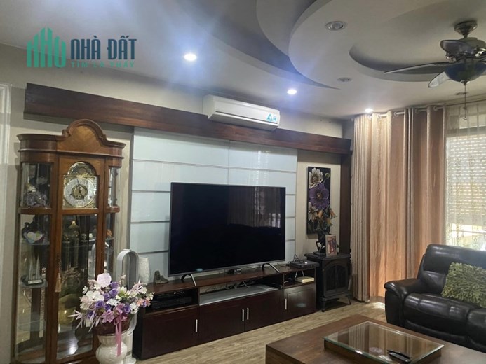 Đắc địa! Toà nhà MP Giang Văn Minh Ba Đình 130m x8T thang máy MT12m nhỉnh 30 tỷ dòng tiền 100tr/th