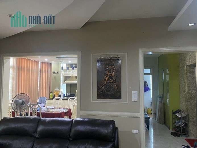 Đắc địa! Toà nhà MP Giang Văn Minh Ba Đình 130m x8T thang máy MT12m nhỉnh 30 tỷ dòng tiền 100tr/th