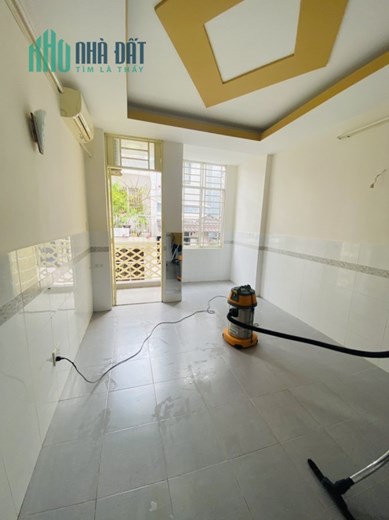 Gấp bán nhà Lý Thái Tổ, 4 tầng BTCT, 45m2, Đối diện BV Nhi Đồng, 6PN, hiệu suất cho thuê cao,6 tỷ9.