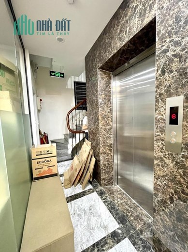 Bán Gấp Nhà MP Hàm Nghi, Gara Oto, Thang Máy, DT 70m2 Giá 12 tỷ. 0979400492