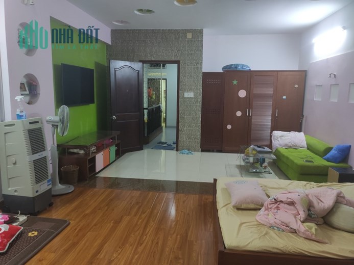 Bán gấp ngôi nhà 5x16 hẻm 8M Lê Thúc Hoạch Q.Tân Phú.