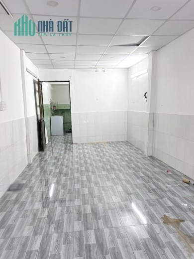 Nhà 2 tầng hẻm xe hơi thông đường Dạ Nam P3Q8 - Giá : 4.86 Tỷ